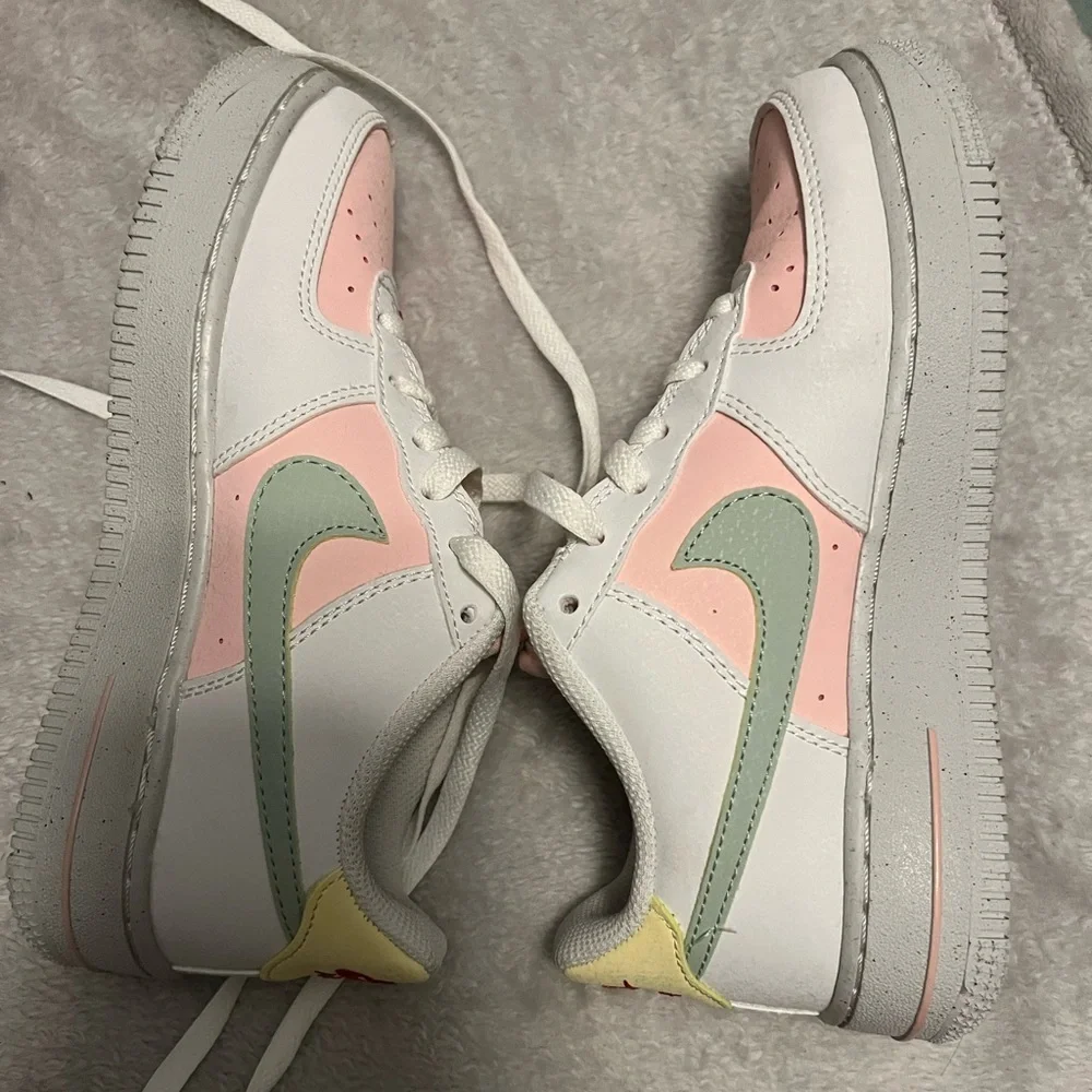 Nike Air Force 1